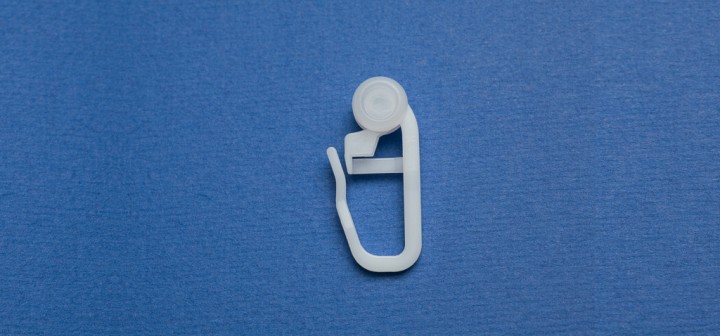 ROLLER-PLEAT-HOOK white 8mm