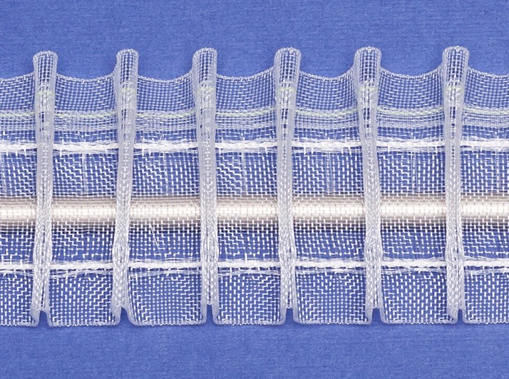 PLACIDO 1:2.5 с поперечными петлями для карниза